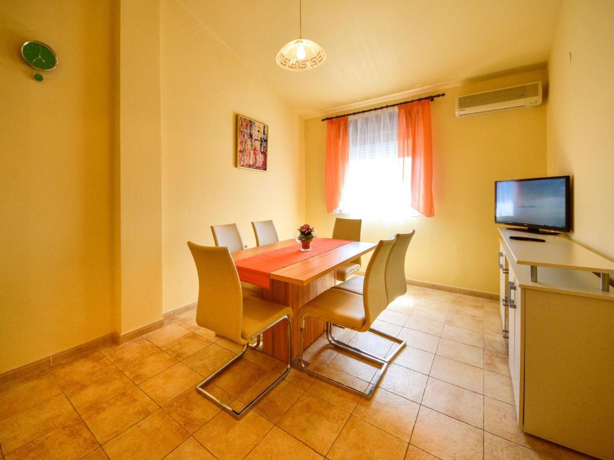 Apartment Fani-4 By Interhome Banjol Extérieur photo